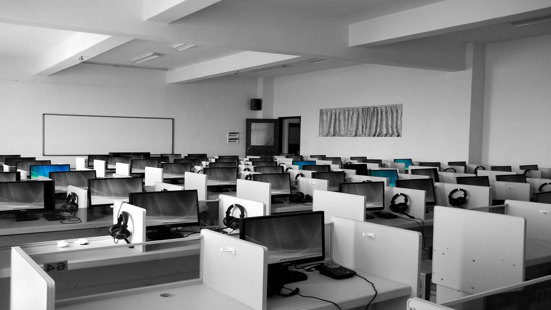 Manage Computerized Classrooms ...