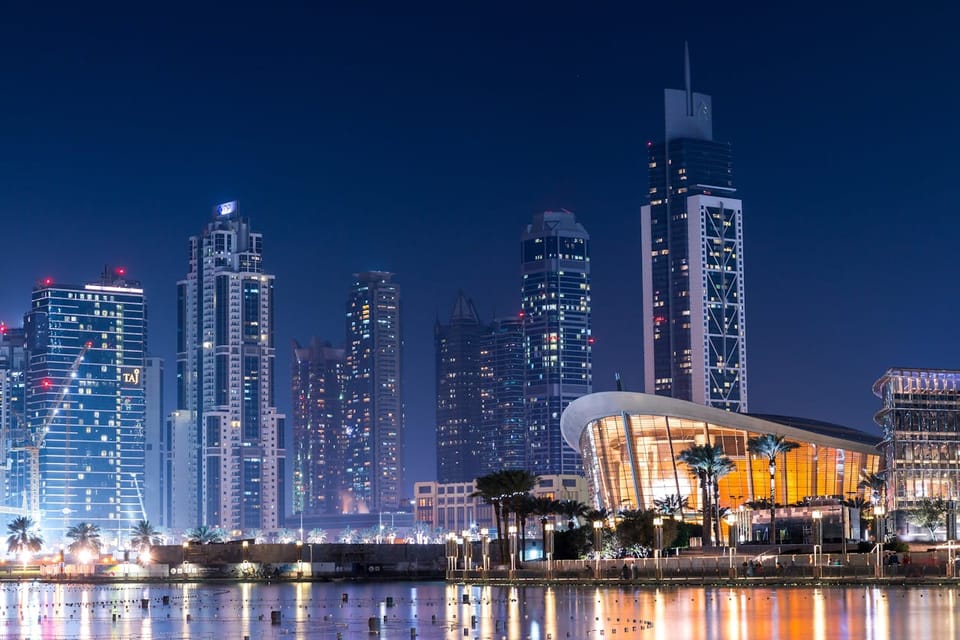 التحول الرقمي في دبي: ريادة المستقبل من خلال الأتمتة وهندسة البيانات